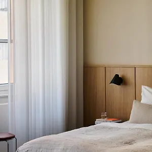 4* Otel Petra